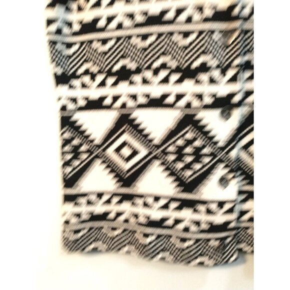 CHAPS Sweater Vest Button Up Black Ivory Southwest Aztec Cotton Knit - Large - Picture 4 of 8